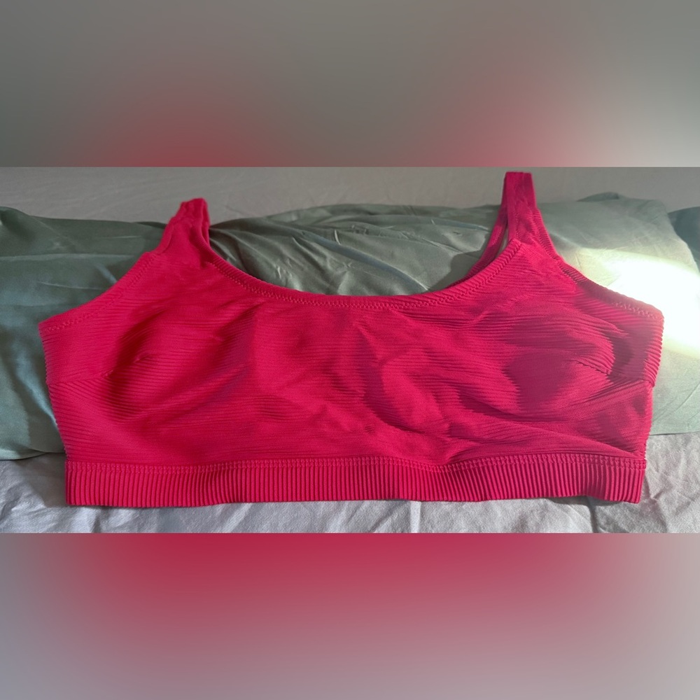 NWOT Vibrant Red Bikini 👙 top